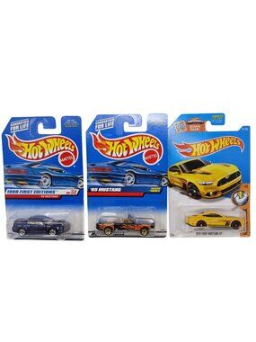 3 Hot Wheels Ford Mustang  Hardtop & Convertible Sealed  NEW #D-20